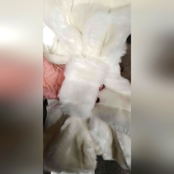 Fur shawl - Picture 4 of 4